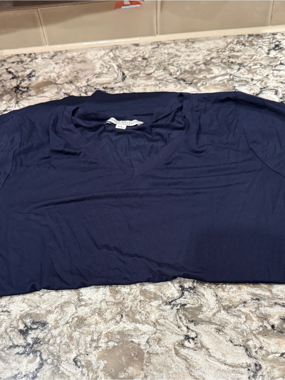 Green Envelope Navy V-Neck Short Sleeve Tee